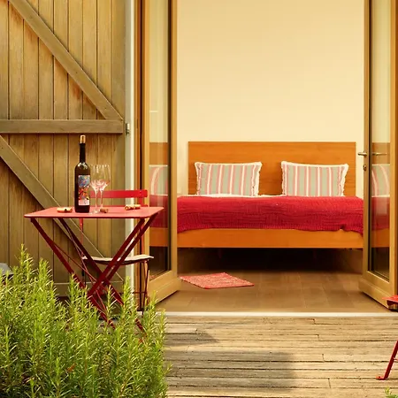 Weinkulturgut Longen-schloeder Hotel *