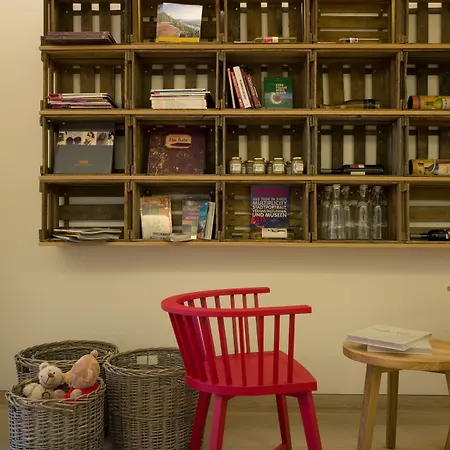 Отель Weinkulturgut Longen-schloeder *