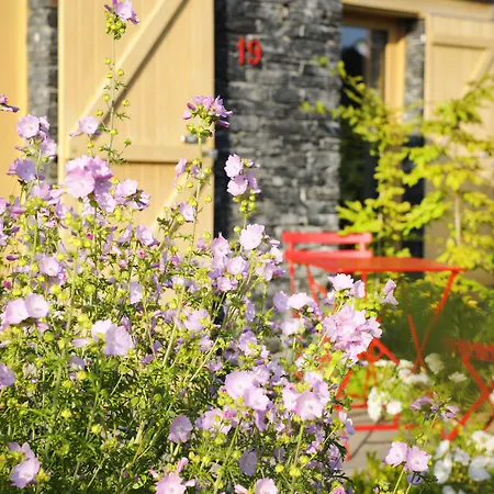 Weinkulturgut Longen-schloeder Hotel Longuich