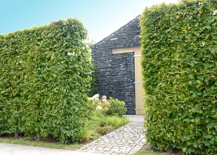 Weinkulturgut Longen-schloeder Longuich